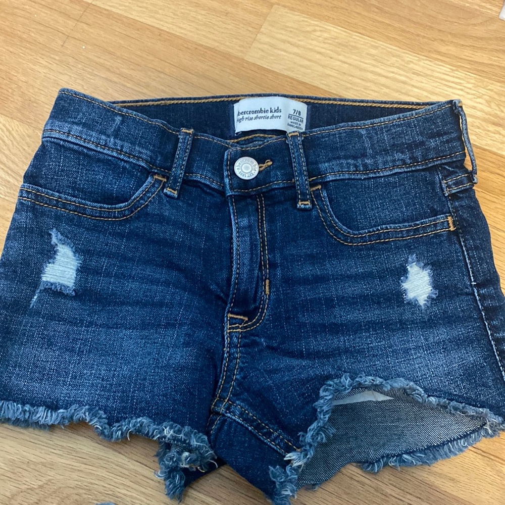 Abercrombie kids. Girl Jean shorts. Size 7/8. Worn once!
